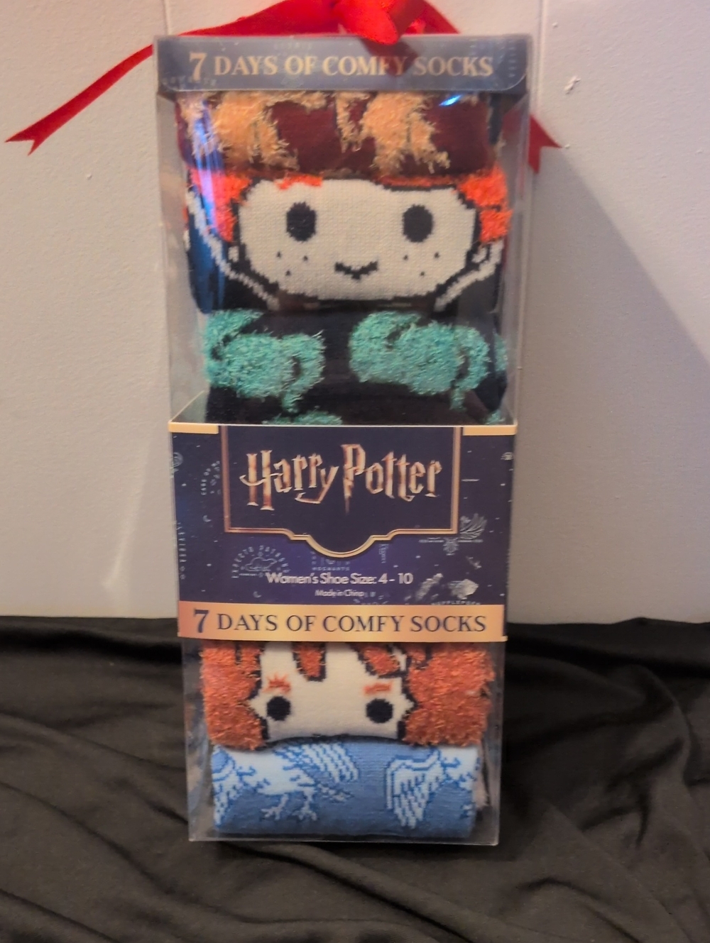 Warner Bros. Harry Potter 7-Pack Cozy Women's Socks - Black, Orange, Blue, Green
